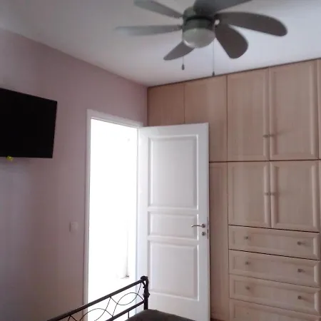 ανδρος αλανα Apartamento